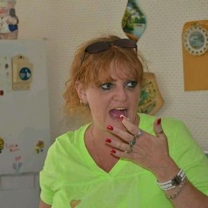 Meet your Posher, Lisa